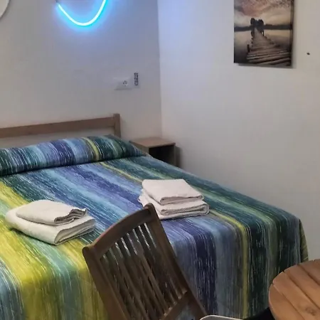 - Malibu' 3* Lauria Inferiore