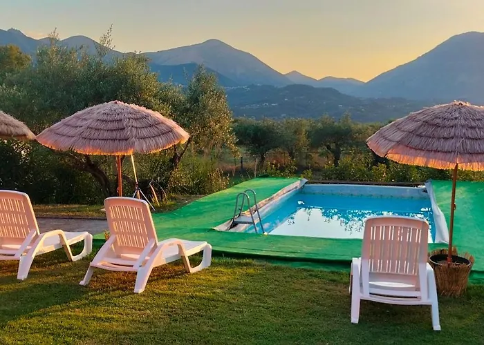 Guest house - Malibu' 3*