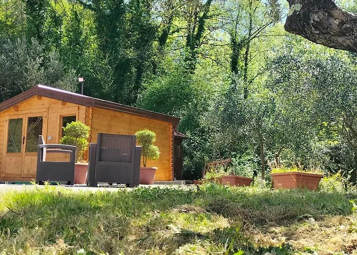 - Malibu' Lauria Inferiore