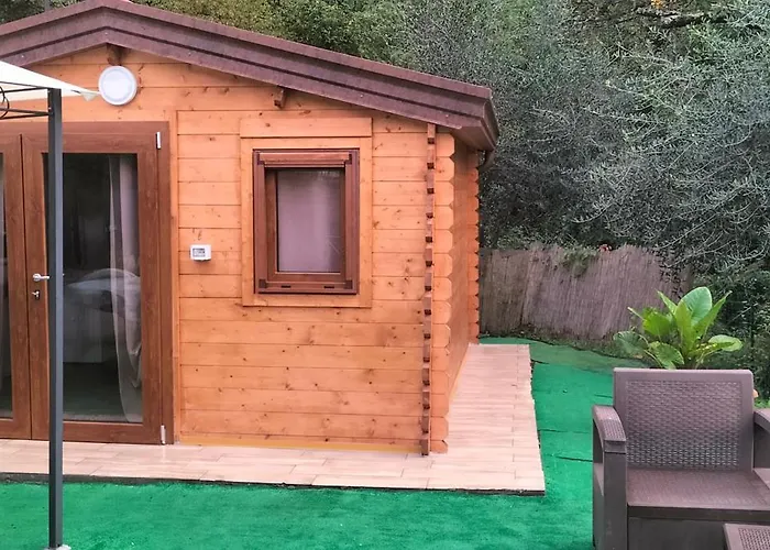 - Malibu' Lauria Inferiore